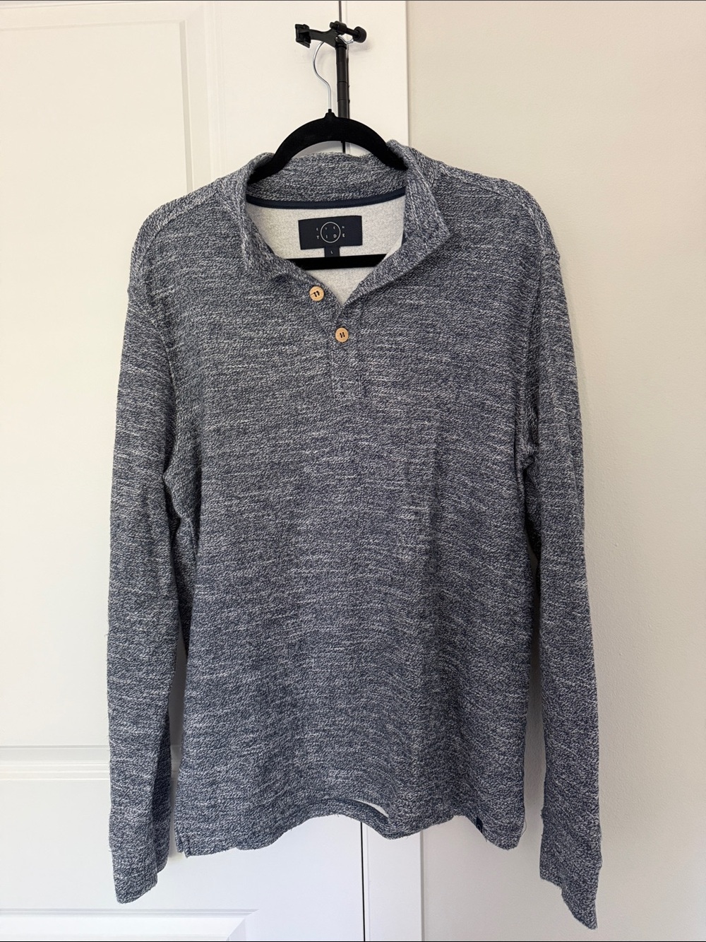 Men's V-Neck Henley Sweater in Heathered Navy